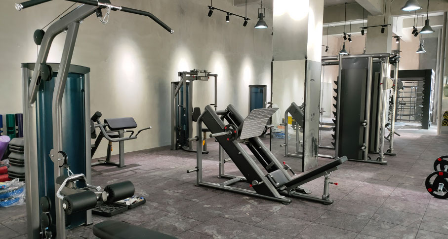 綜合力量訓(xùn)練器.jpg undefined